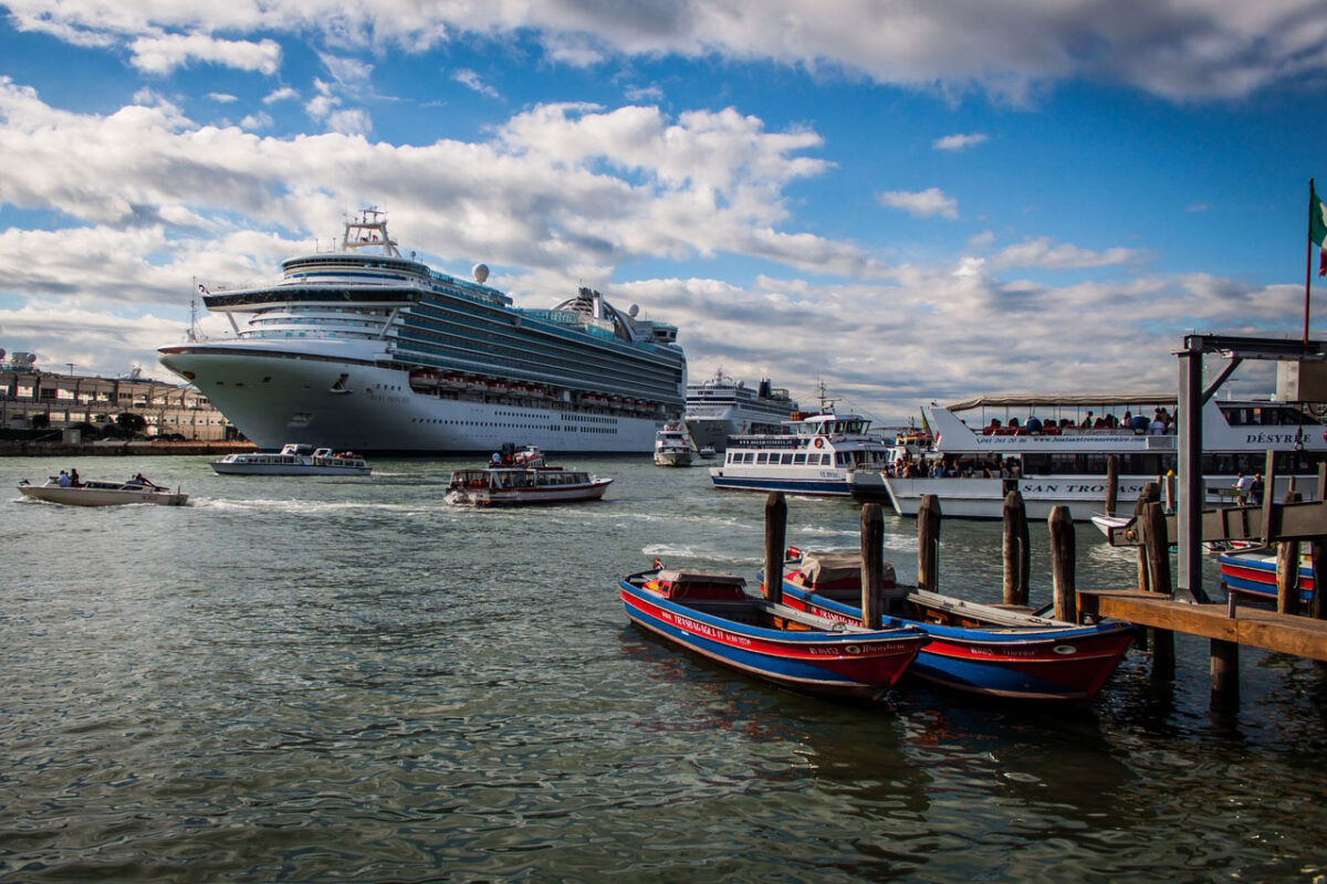 Comment organiser une croisière au départ de Marseille Pour Infos